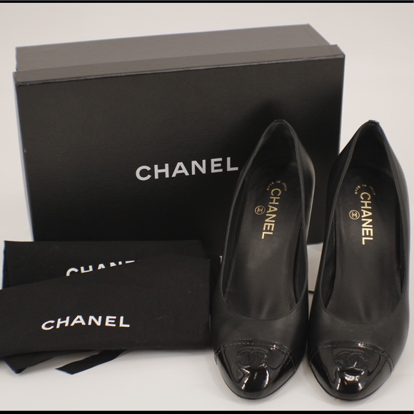 Black Chanel Heels - Picture 7 of 15